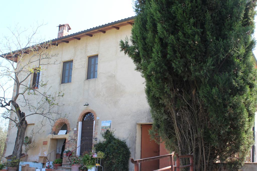 Bio Agriturismo Podere Pretoia San Gimignano Exterior foto